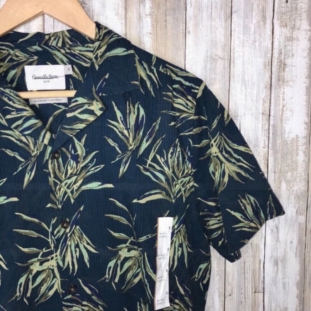 Goodfellow Palm Button Down - Picture 3 of 5